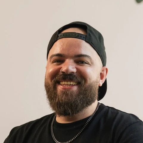 Ollie Lewis